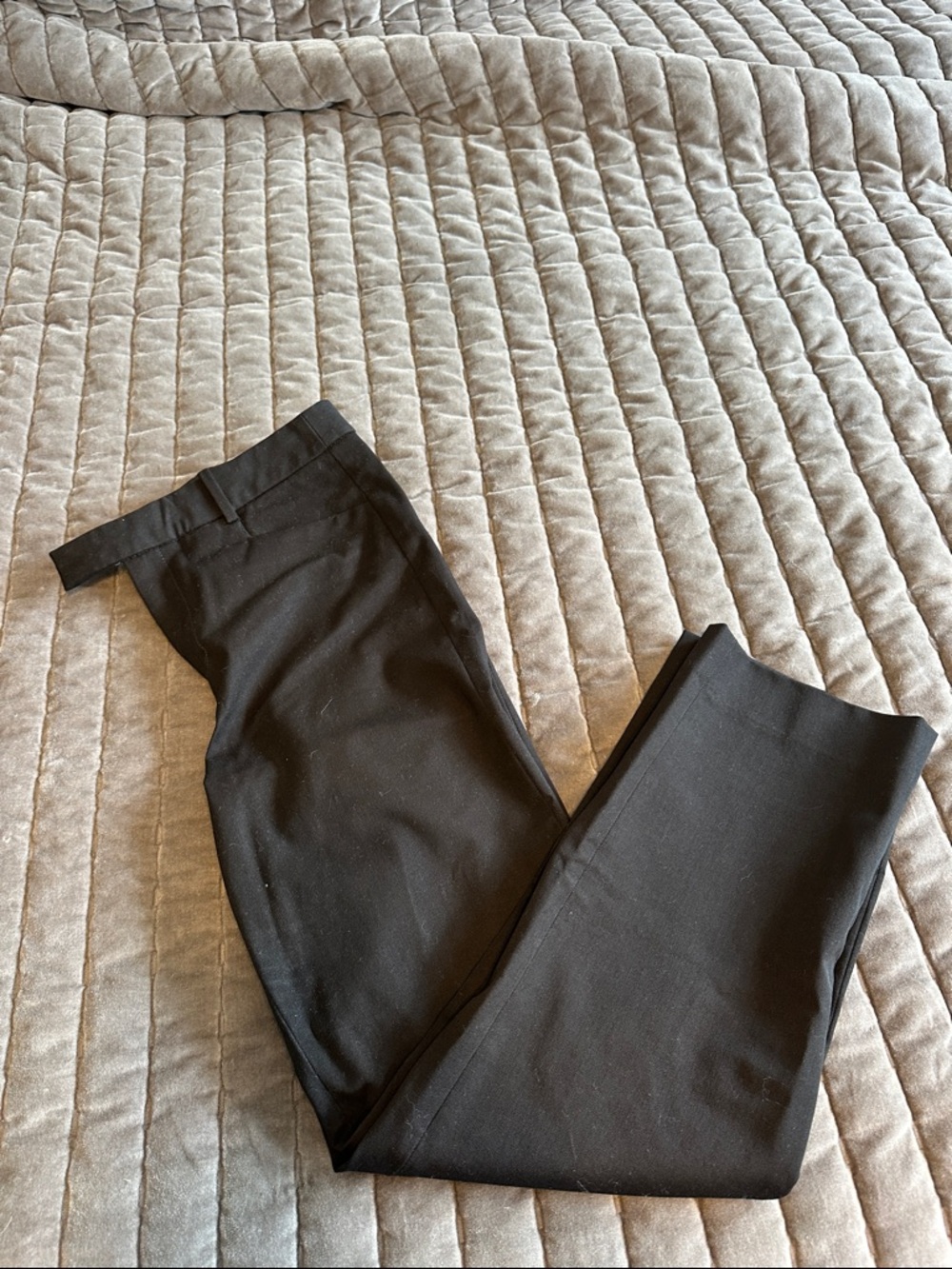 Banana Republic Sloan dress pants size 6, like new